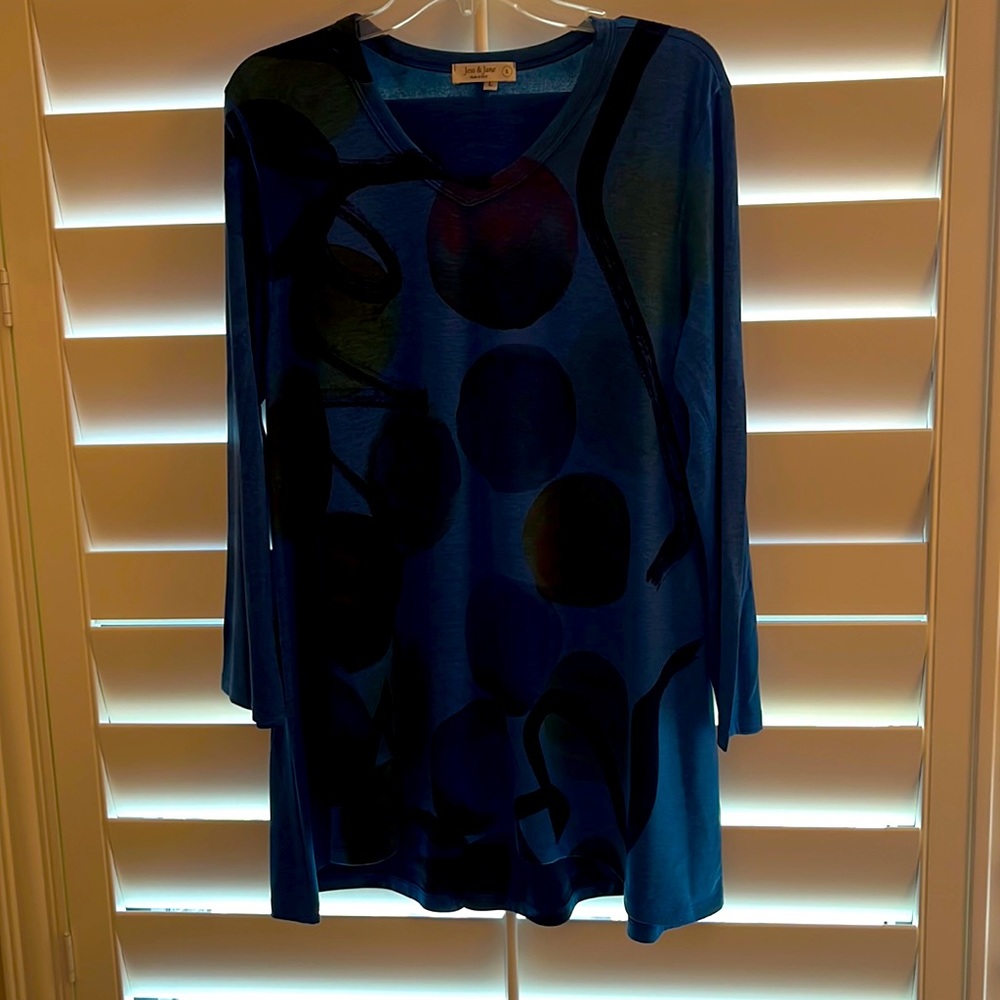 Polyester Multicolored Tunic Top.  95% Poly. 5% Spandex